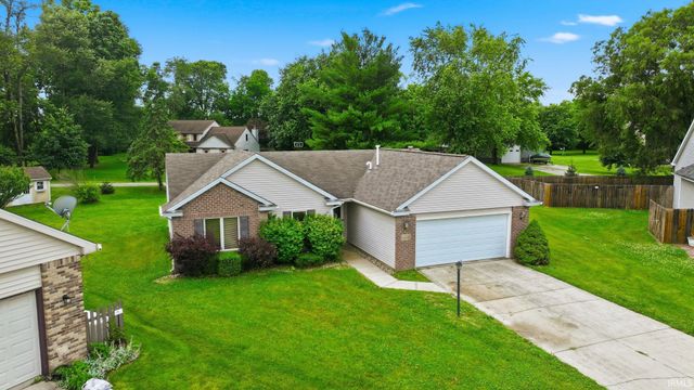 4223 Three Oaks Drive, Fort Wayne, IN 46809