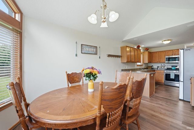 4223 Three Oaks Drive, Fort Wayne, IN 46809