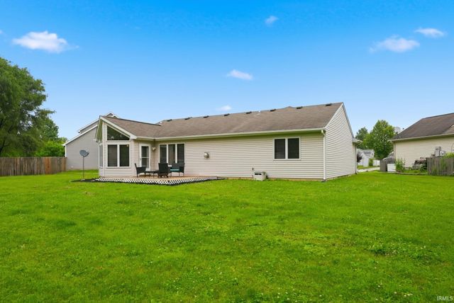 4223 Three Oaks Drive, Fort Wayne, IN 46809