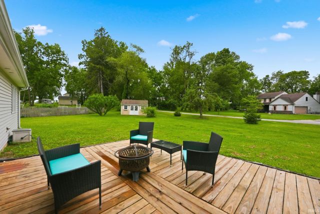 4223 Three Oaks Drive, Fort Wayne, IN 46809