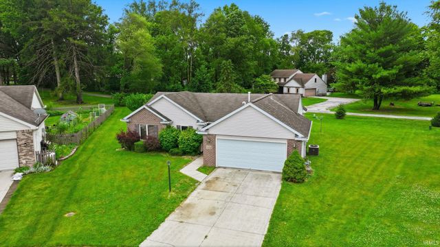 4223 Three Oaks Drive, Fort Wayne, IN 46809