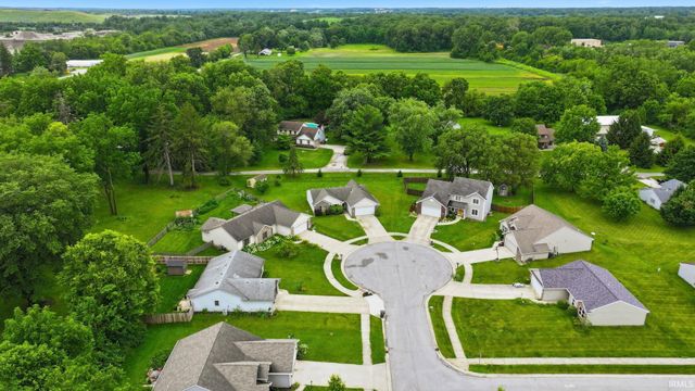 4223 Three Oaks Drive, Fort Wayne, IN 46809