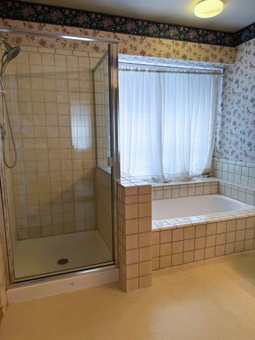 2056 Elwin Way, Modesto, CA 95350