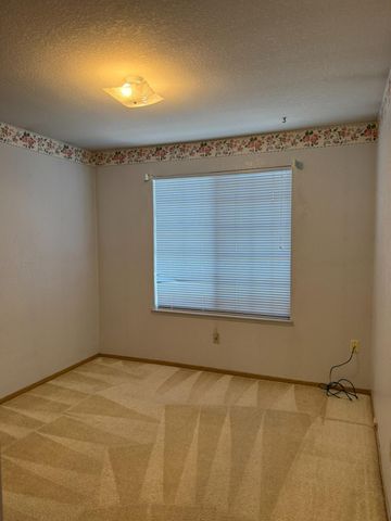 2056 Elwin Way, Modesto, CA 95350