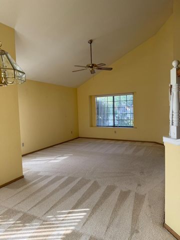 2056 Elwin Way, Modesto, CA 95350