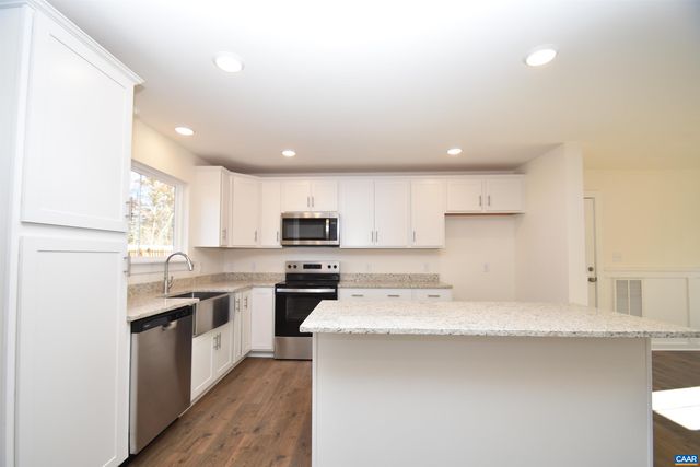 Rd Kd4, Scottsville, VA 24590