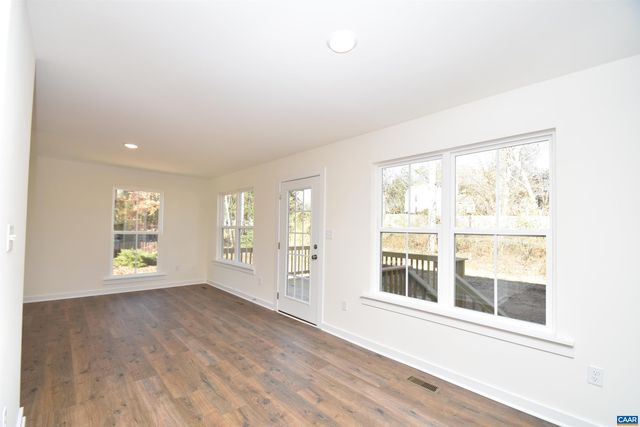 Rd Kd4, Scottsville, VA 24590