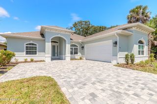 61 N Riverwalk Drive, Palm Coast, FL 32137