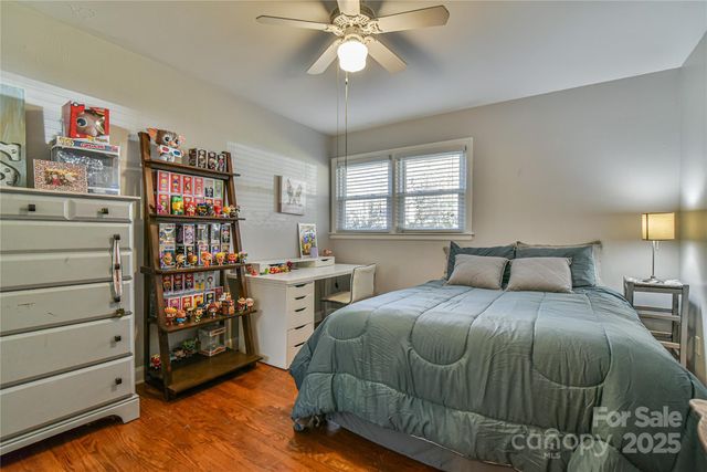 26 Bevlyn Drive, Asheville, NC 28803