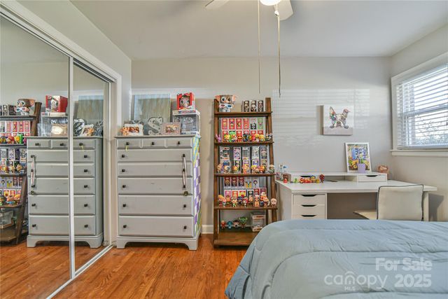 26 Bevlyn Drive, Asheville, NC 28803