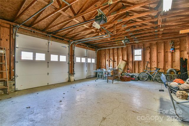 26 Bevlyn Drive, Asheville, NC 28803