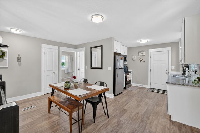 618 SE Lawrence Drive, Ankeny, IA 50021