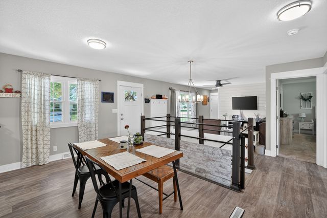 618 SE Lawrence Drive, Ankeny, IA 50021