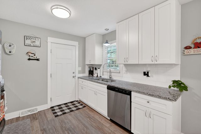 618 SE Lawrence Drive, Ankeny, IA 50021