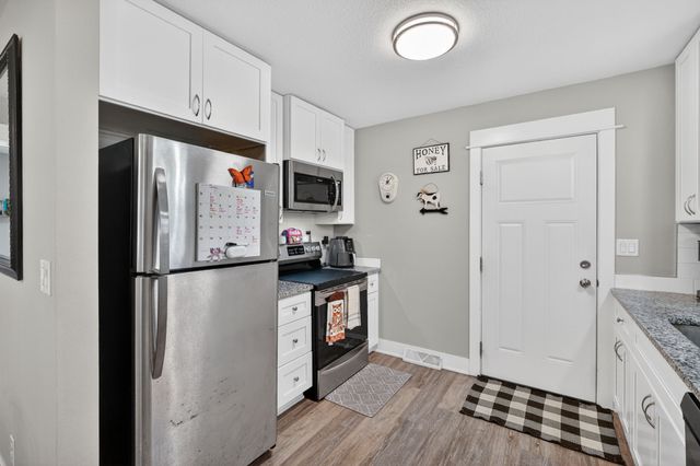 618 SE Lawrence Drive, Ankeny, IA 50021