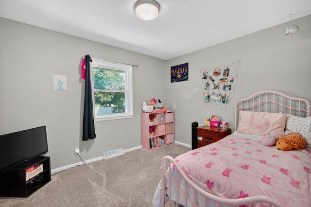 618 SE Lawrence Drive, Ankeny, IA 50021