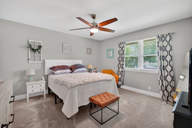 618 SE Lawrence Drive, Ankeny, IA 50021