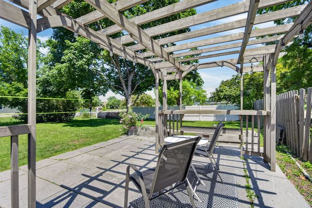 618 SE Lawrence Drive, Ankeny, IA 50021