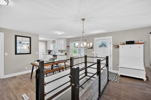618 SE Lawrence Drive, Ankeny, IA 50021