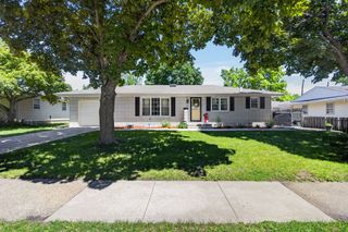 618 SE Lawrence Drive, Ankeny, IA 50021