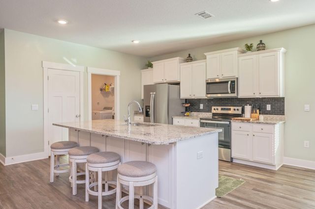 704 Quintana Street, Crestview, FL 32539