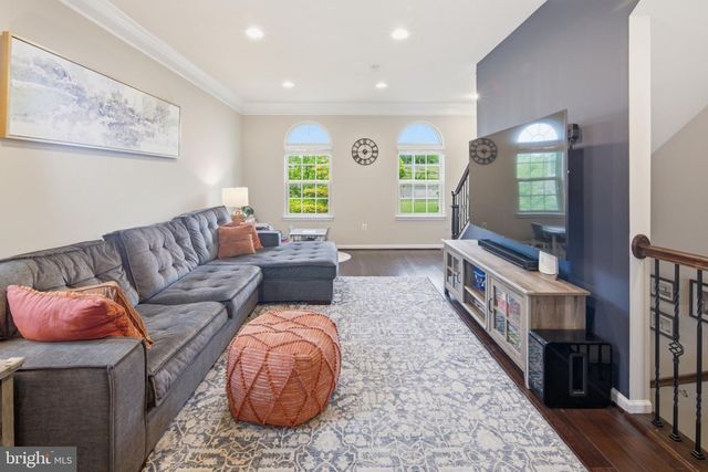 120 S OLDHAM ST, Baltimore, MD 21224