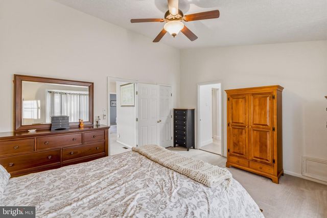 100 HETTON CT, Glassboro, NJ 08028