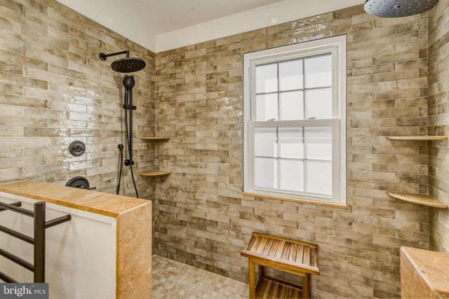 100 HETTON CT, Glassboro, NJ 08028