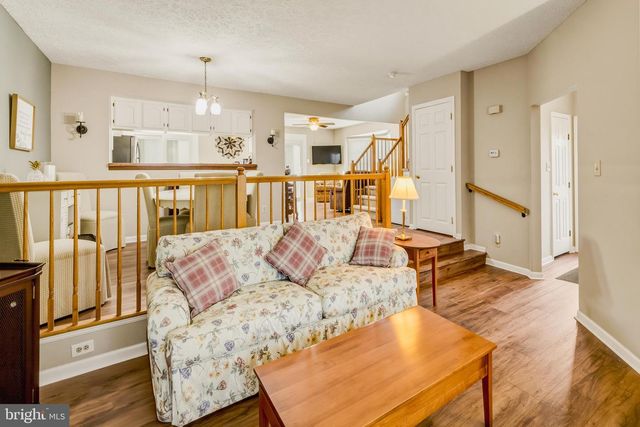 100 HETTON CT, Glassboro, NJ 08028
