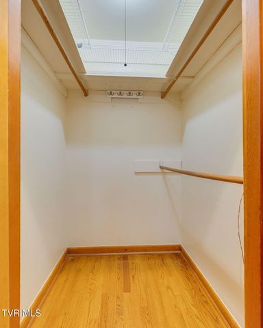 2513 Larkspur Drive, Johnson City, TN 37604