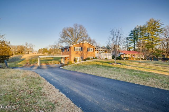 2513 Larkspur Drive, Johnson City, TN 37604