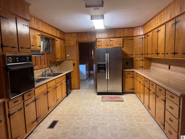 289 Radio Road, Almo, KY 42020