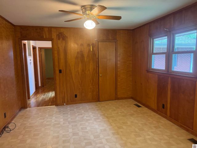 289 Radio Road, Almo, KY 42020