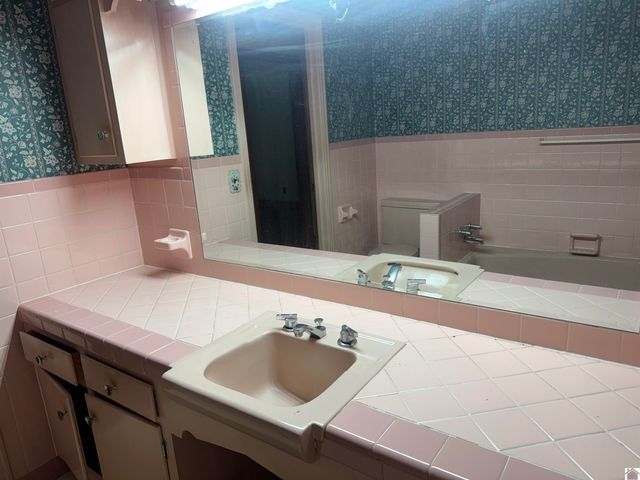 289 Radio Road, Almo, KY 42020