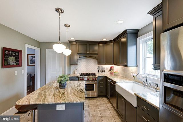 8 CRAWFORD ST, Middletown, DE 19709