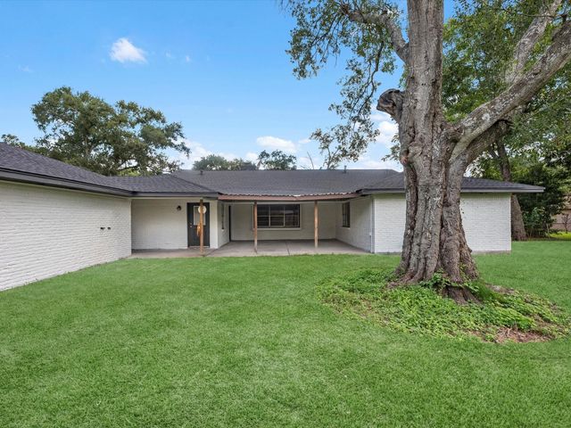 3508 Linwood Street, Pearland, TX 77581