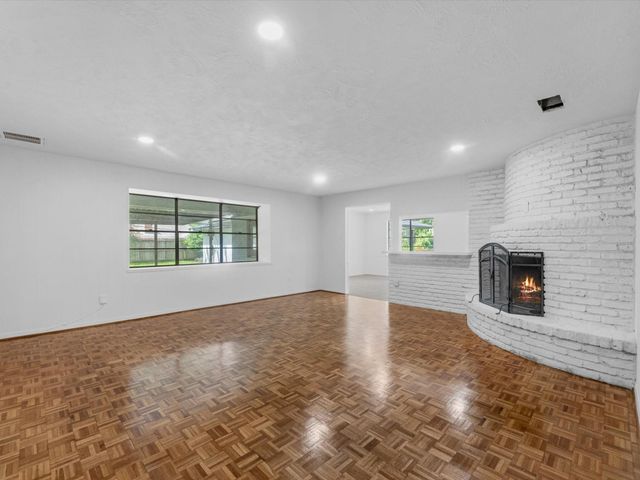 3508 Linwood Street, Pearland, TX 77581