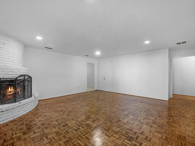 3508 Linwood Street, Pearland, TX 77581