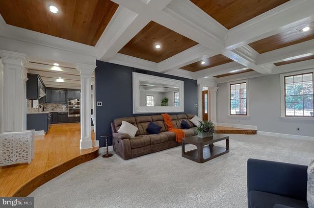 25890 WHISKEY CREEK RD, Hollywood, MD 20636