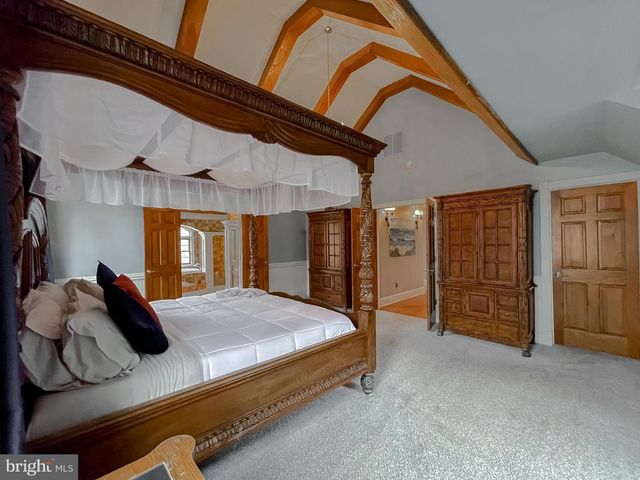 25890 WHISKEY CREEK RD, Hollywood, MD 20636