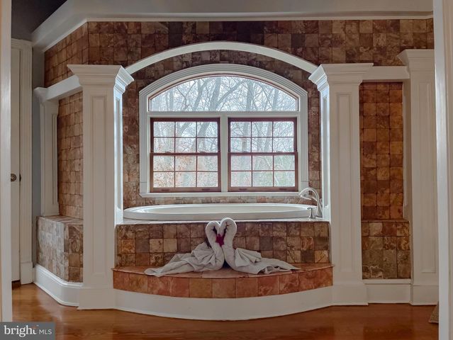 25890 WHISKEY CREEK RD, Hollywood, MD 20636