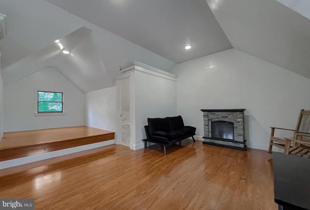 25890 WHISKEY CREEK RD, Hollywood, MD 20636