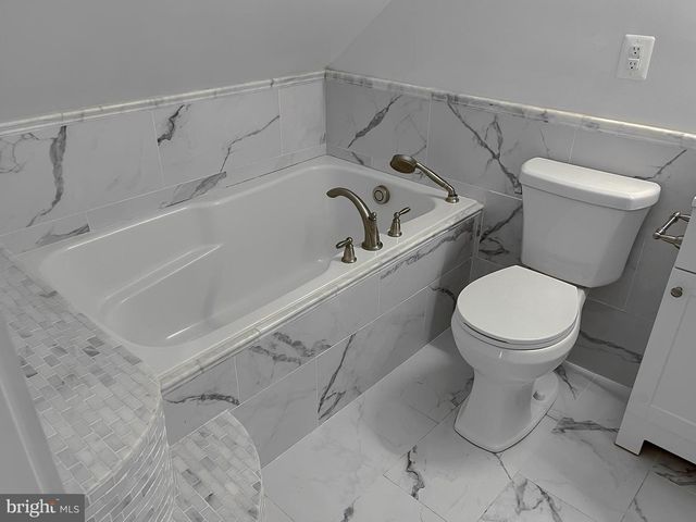 25890 WHISKEY CREEK RD, Hollywood, MD 20636