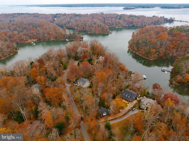 25890 WHISKEY CREEK RD, Hollywood, MD 20636