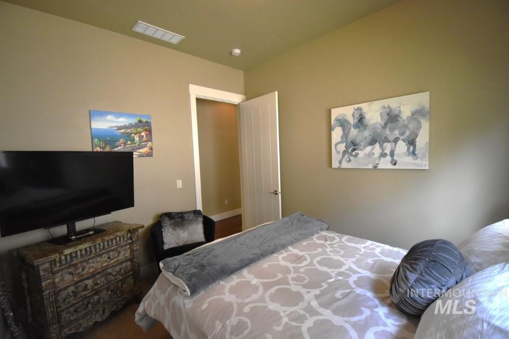 1193 E Lone Shore Dr, Eagle, ID 83616 photo 14