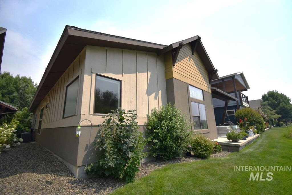 1193 E Lone Shore Dr, Eagle, ID 83616 photo 26