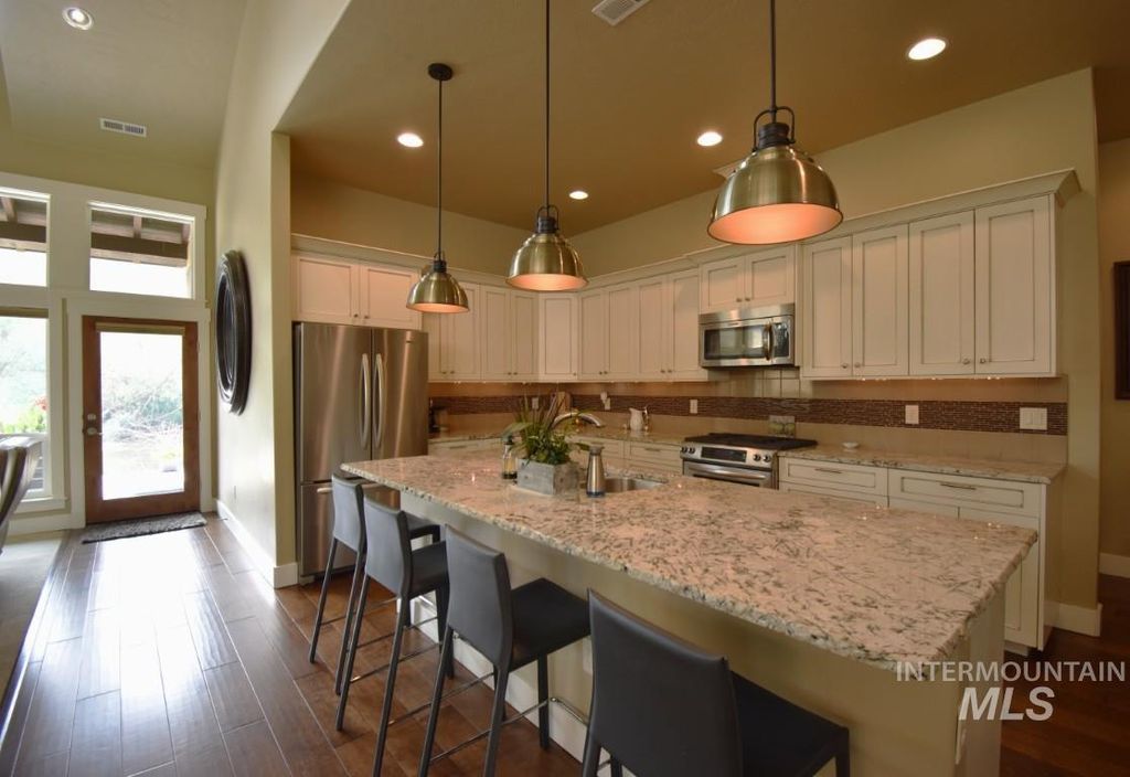 1193 E Lone Shore Dr, Eagle, ID 83616 photo 6