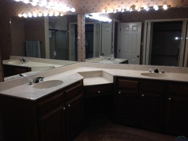 1204 Brandywine, Longview, TX 75601