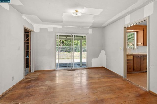 10 Corte Sombrita, Orinda, CA 94563