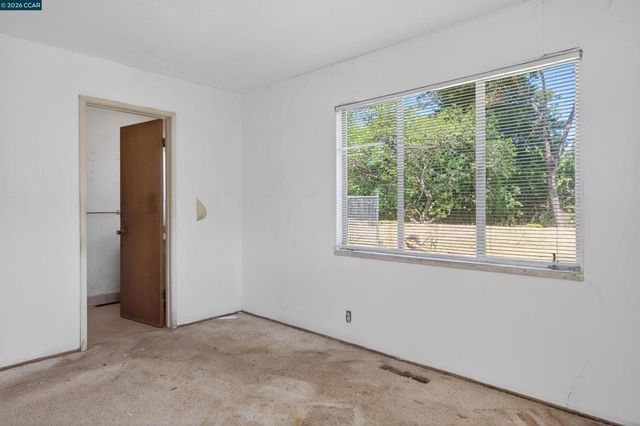 10 Corte Sombrita, Orinda, CA 94563